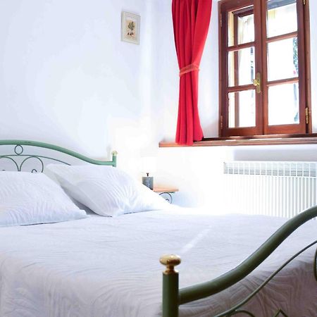 Les Grands Pres Des Baronnies Guest House La Roche-sur-le-Buis Ngoại thất bức ảnh