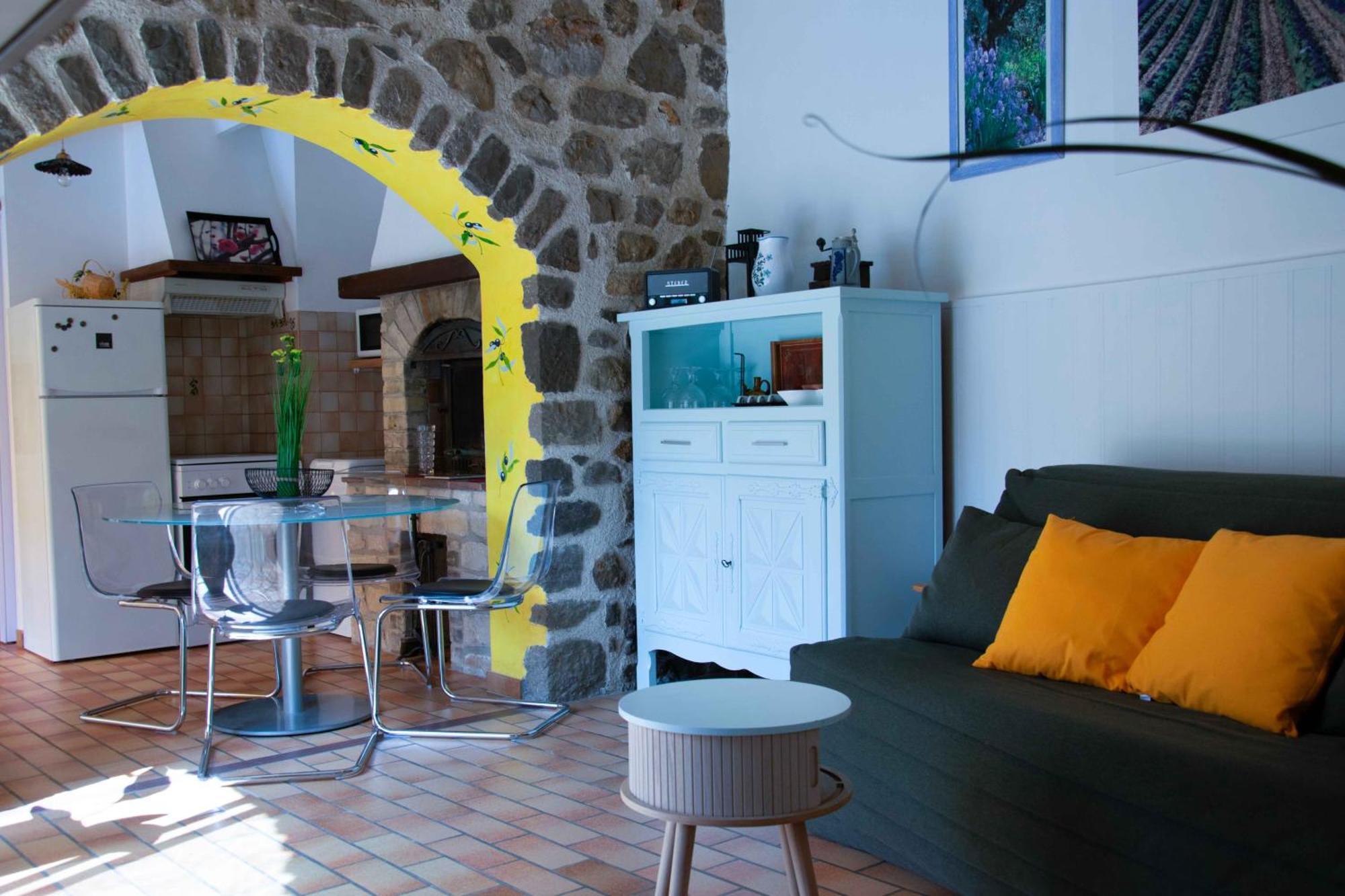 Les Grands Pres Des Baronnies Guest House La Roche-sur-le-Buis Ngoại thất bức ảnh
