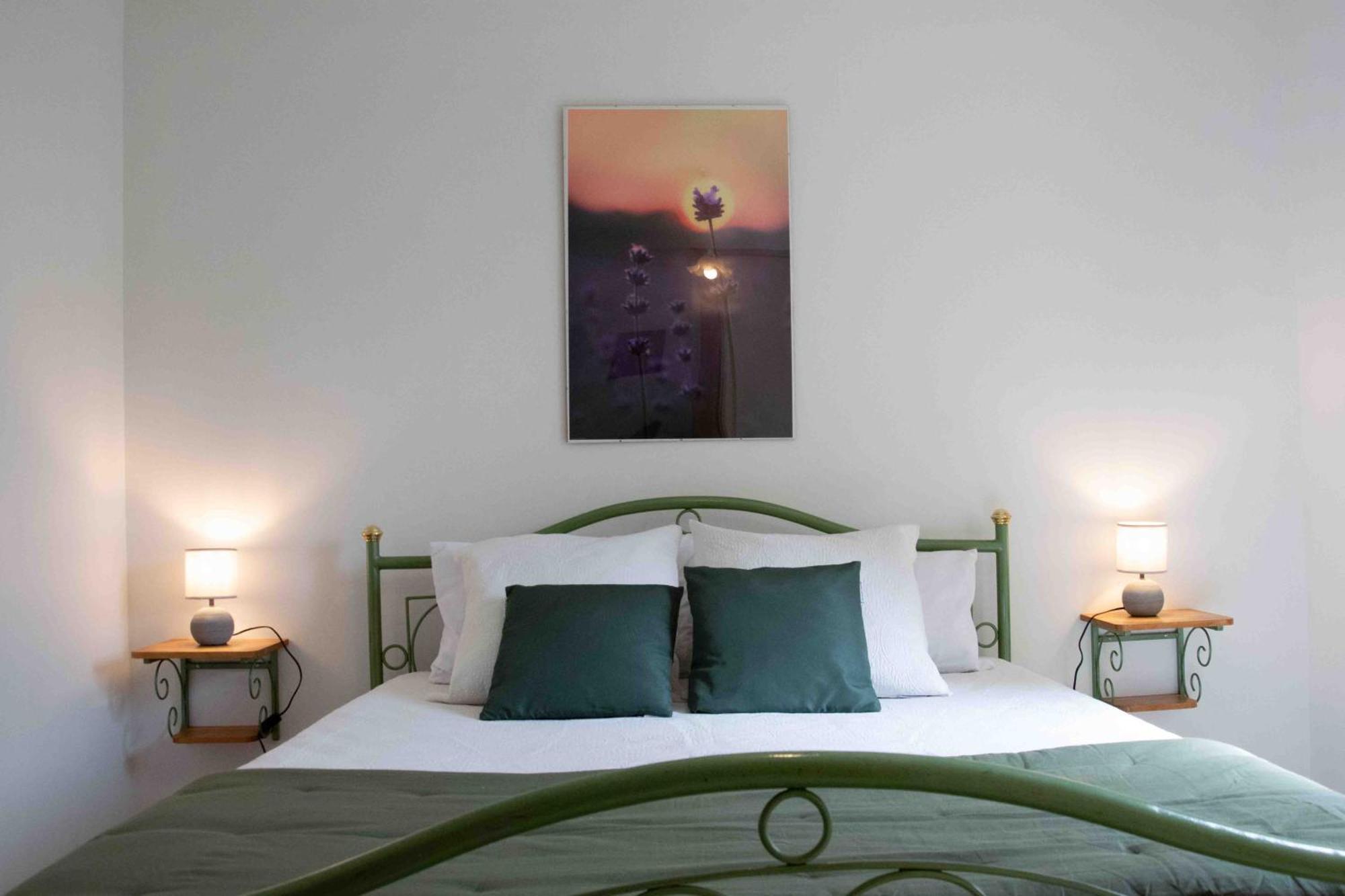 Les Grands Pres Des Baronnies Guest House La Roche-sur-le-Buis Ngoại thất bức ảnh